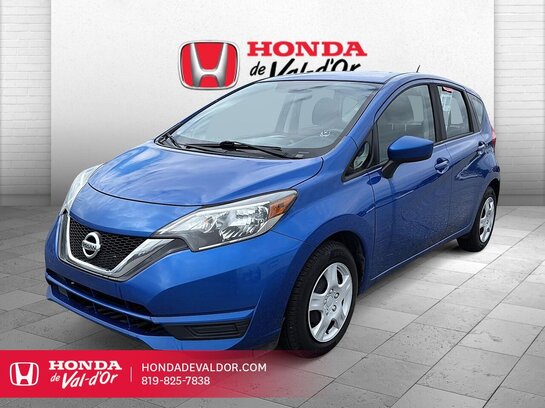 Nissan Versa Note 1.6 S à hayon 5 portes Automatique 2017 2017 Gris