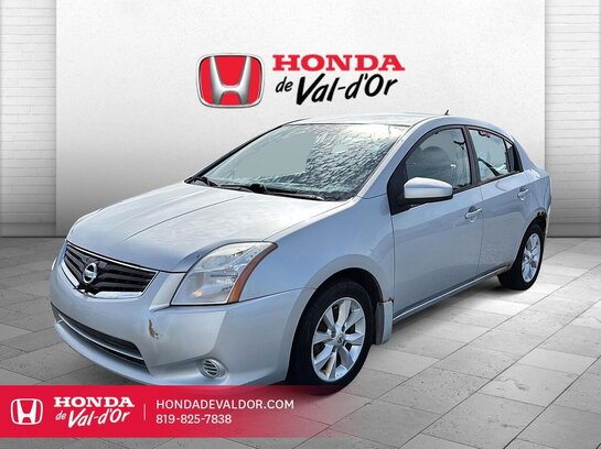 Nissan Sentra Berline 4 portes I4, CVT 2,0 2012 2012 Argent Nissan Sentra Berline 4 portes I4, CVT 2,0 2012 2012 Argent