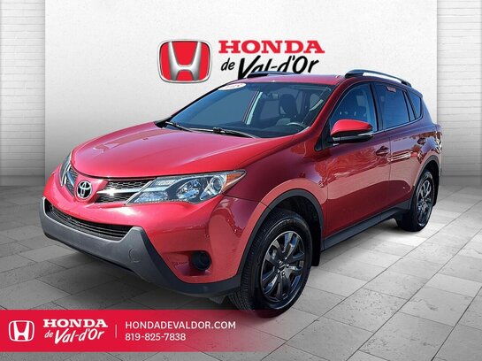 Toyota RAV4 AWD 4 portes LE 2015 2015 Rouge