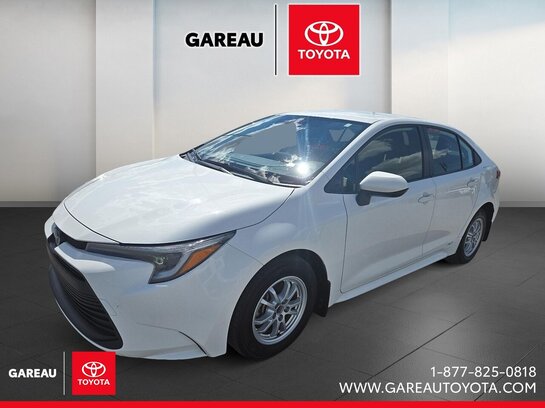 Toyota Corolla hybride LE AWD 2023 2023 Blanc