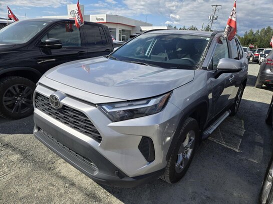 Toyota RAV4 XLE AWD 2023 2023 Argent